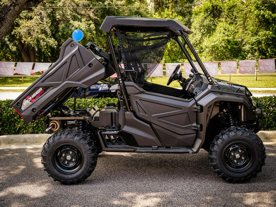 2023 Honda® Pioneer 1000