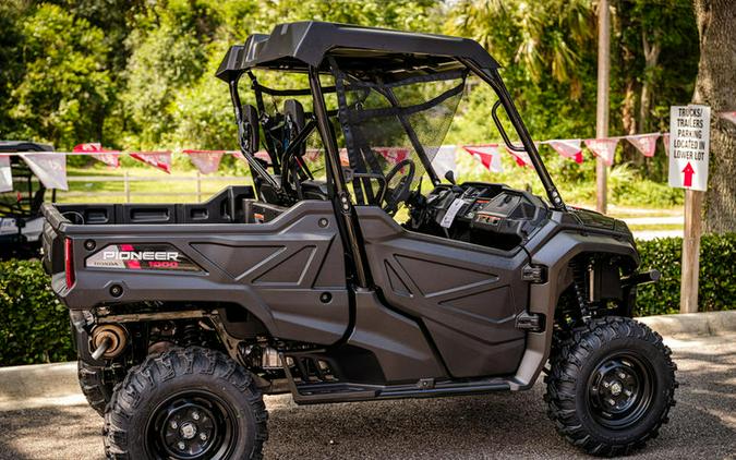 2023 Honda® Pioneer 1000