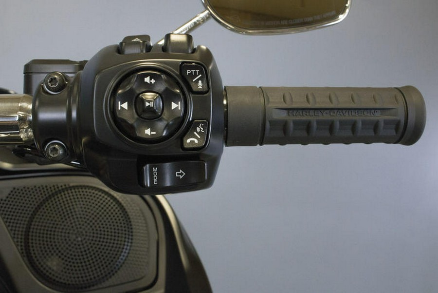 2025 Harley-Davidson® FLTRX - Road Glide®