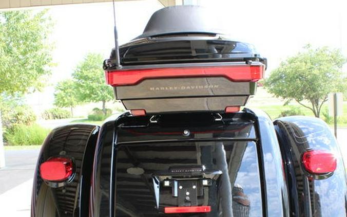 2025 Harley-Davidson® FLHTCUTG - Tri Glide® Ultra