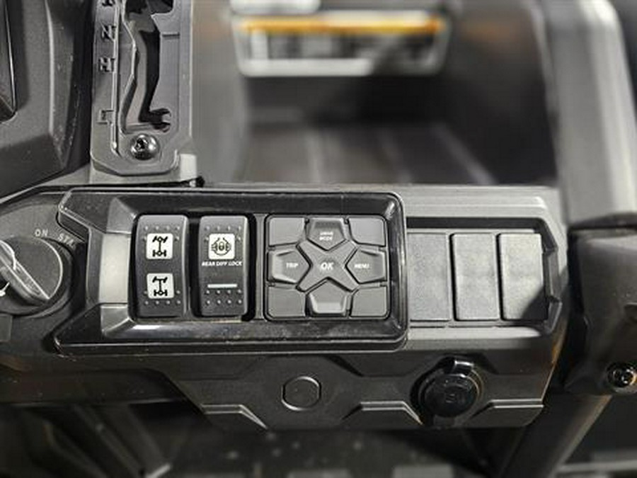 2026 Can-Am Defender MAX XT HD9