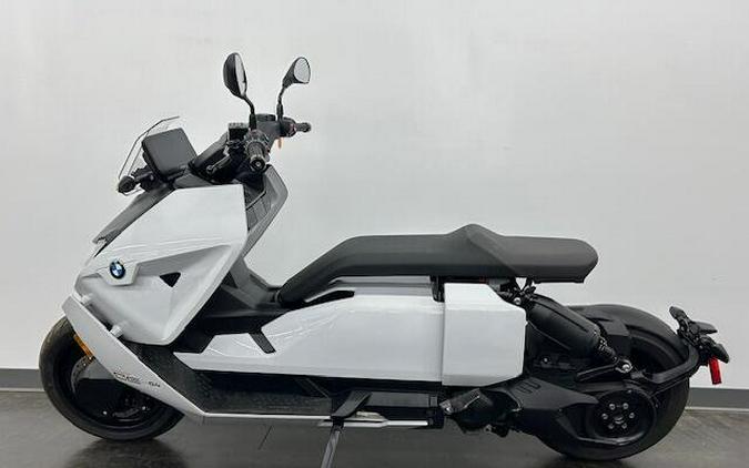2024 BMW CE 04