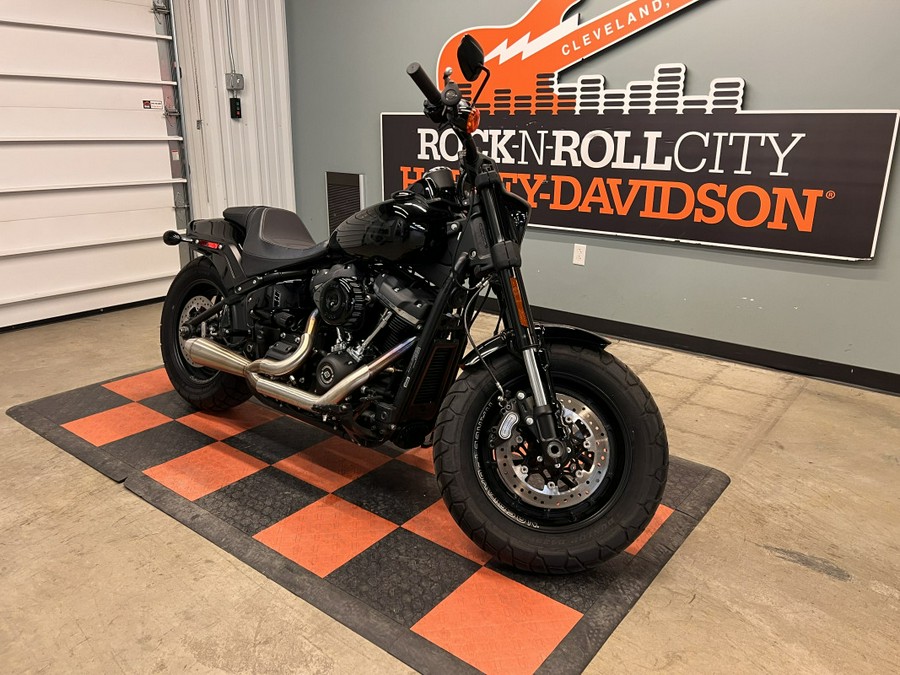 Harley-Davidson Fat Bob 107 2019 FXFB 015349U-RNR Vivid Black
