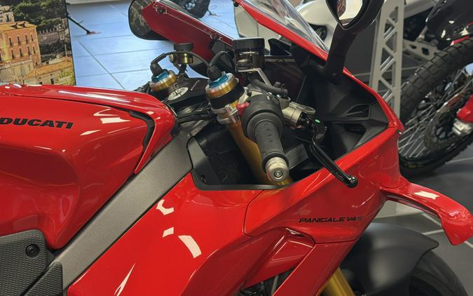 2025 Ducati Panigale V4 S