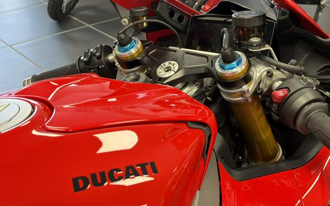 2025 Ducati Panigale V4 S
