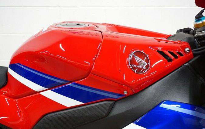 2026 Honda CBR1000RR-R Fireblade SP