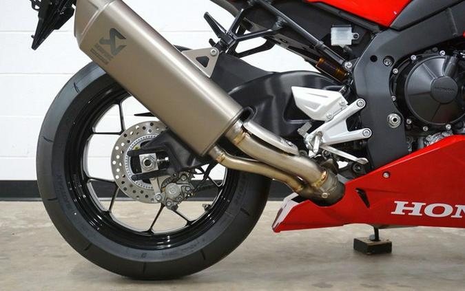 2026 Honda CBR1000RR-R Fireblade SP