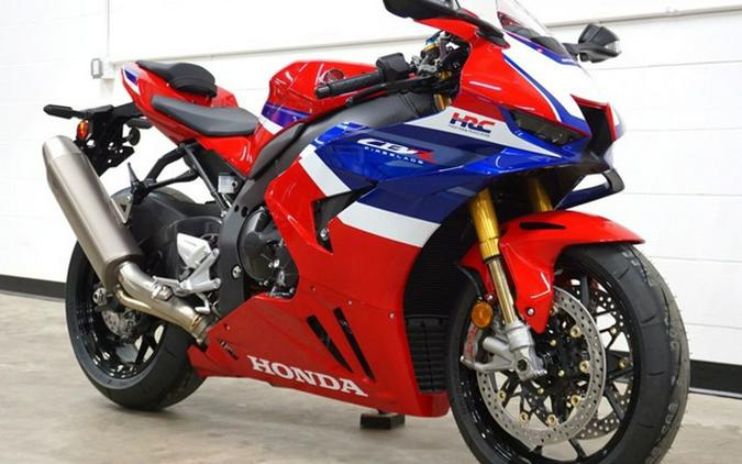 2026 Honda CBR1000RR-R Fireblade SP