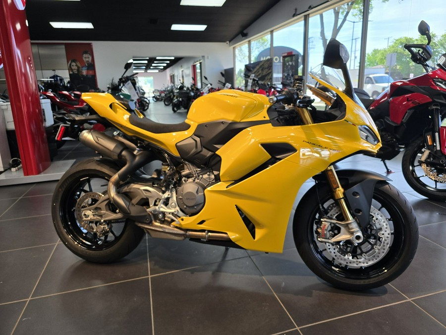 2026 Ducati Panigale V2 S