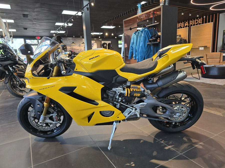 2026 Ducati Panigale V2 S