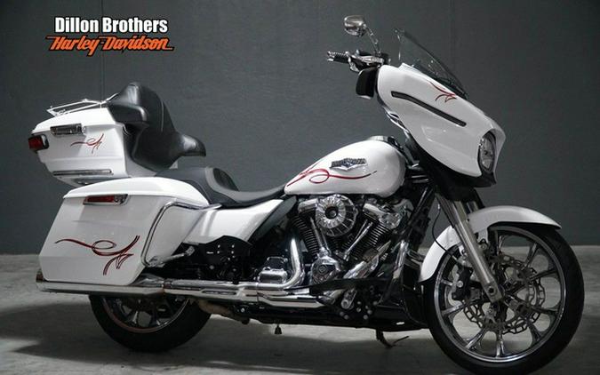 2024 Harley-Davidson Street Glide FLHX
