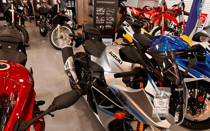 2025 Suzuki GSX-R1000R