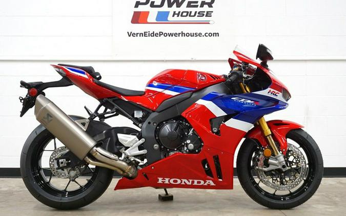 2026 Honda CBR1000RR-R Fireblade SP
