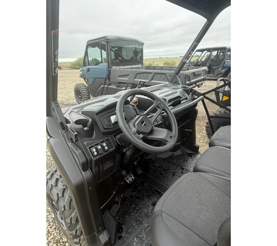 2026 Can-Am Defender PRO XT