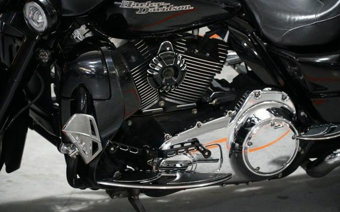 2011 Harley-Davidson Street Glide FLHX