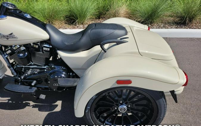 2023 Harley-Davidson Freewheeler