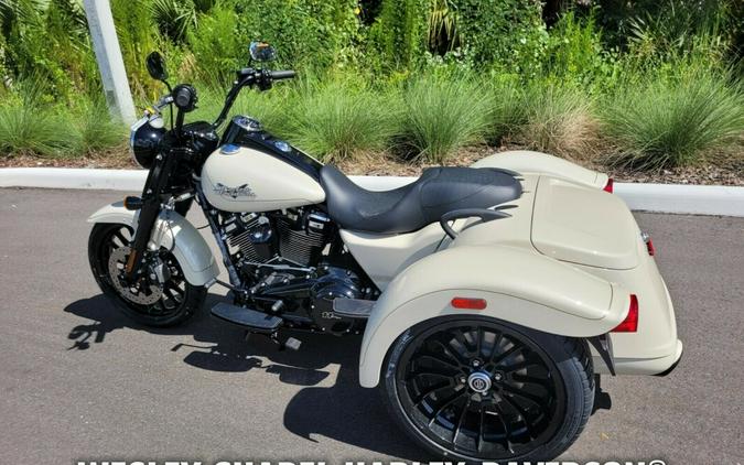 2023 Harley-Davidson Freewheeler