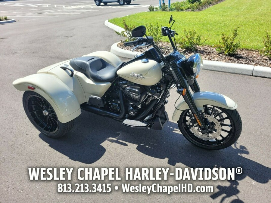 2023 Harley-Davidson Freewheeler