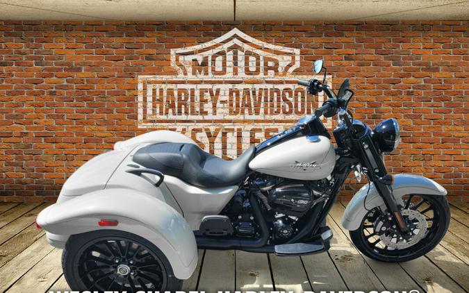 2023 Harley-Davidson Freewheeler