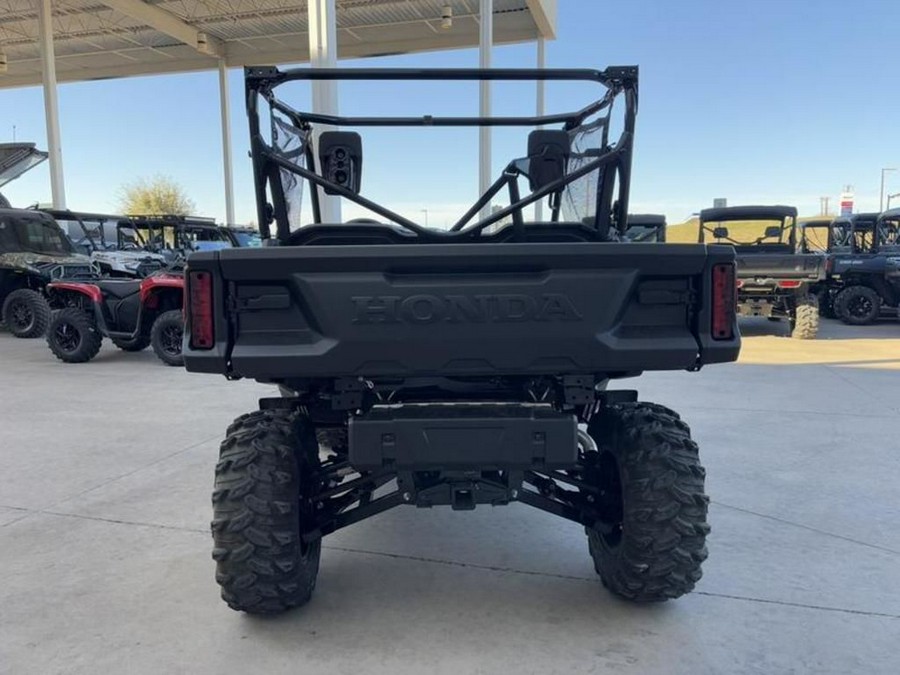 2025 Honda® Pioneer 1000 Deluxe