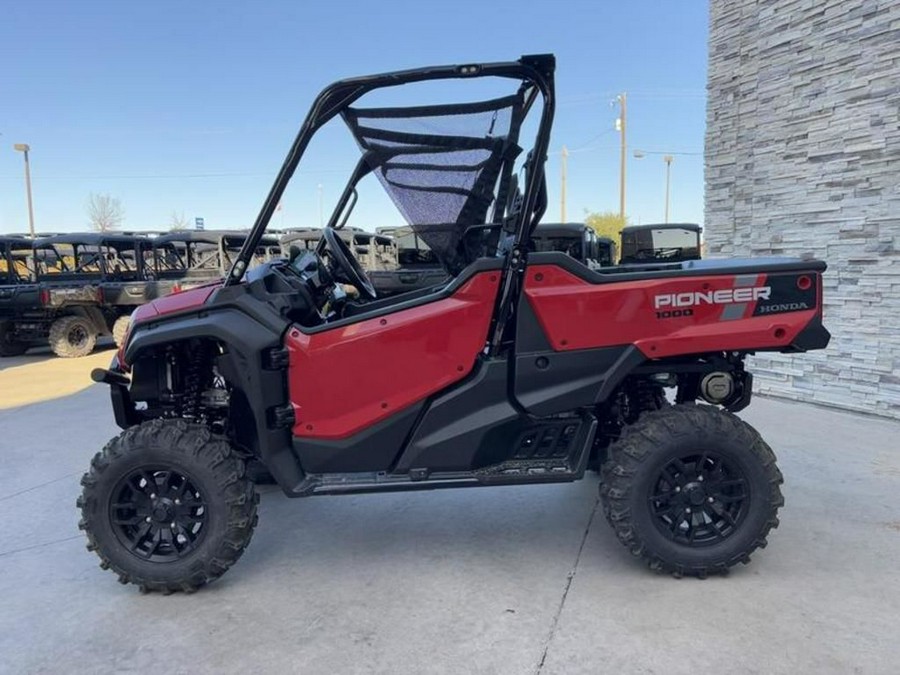 2025 Honda® Pioneer 1000 Deluxe