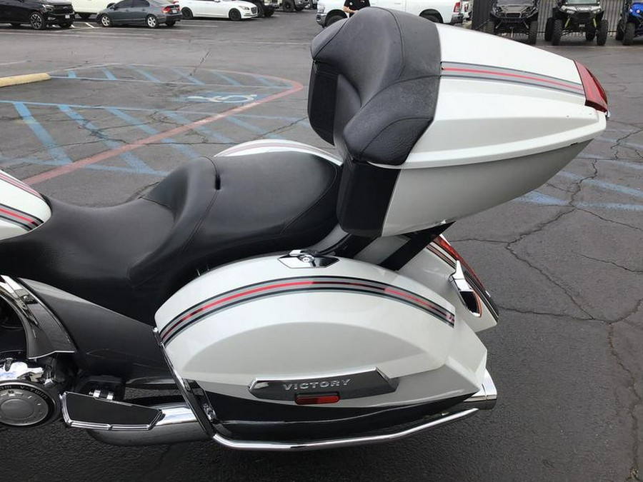 2016 Victory Motorcycles® Cross Country Tour® Two-Tone White Pearl and Gray
