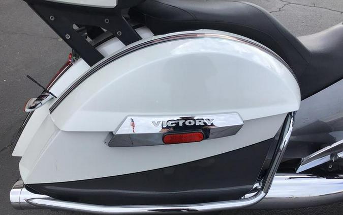 2016 Victory Motorcycles® Cross Country Tour® Two-Tone White Pearl and Gray