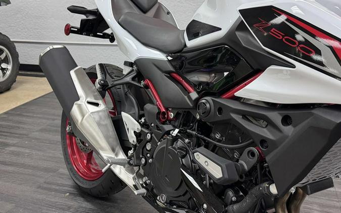 2026 Kawasaki Z500 SE ABS