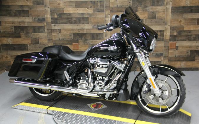 2023 Harley-Davidson Street Glide Black