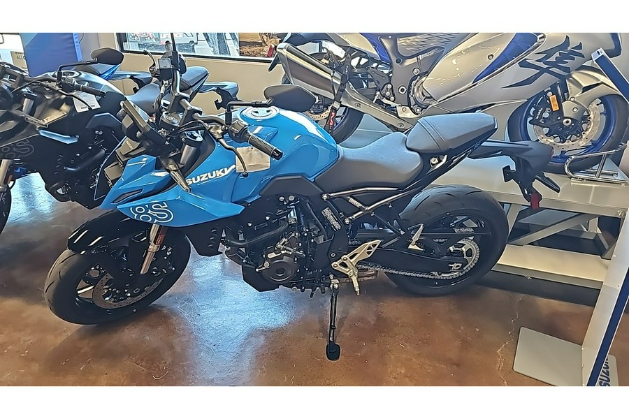 2025 Suzuki GSX-8S