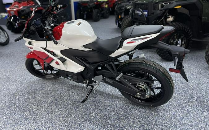 2026 Yamaha YZF-R3 70th Anniversary Edition