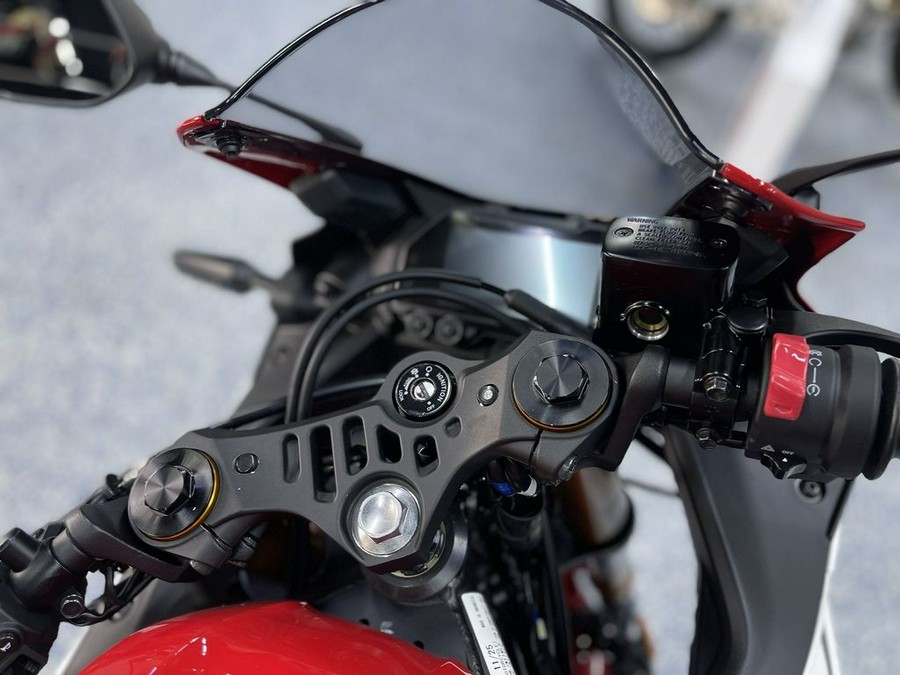 2026 Yamaha YZF-R3 70th Anniversary Edition