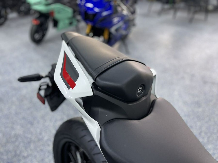 2026 Yamaha YZF-R3 70th Anniversary Edition