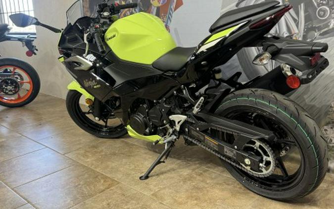 2026 Kawasaki Ninja® 500 ABS