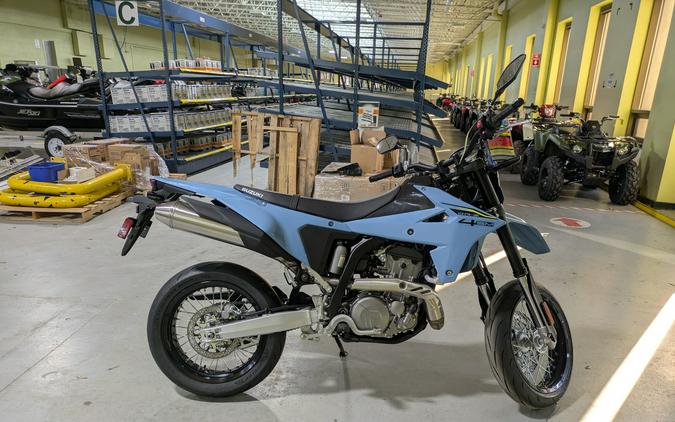 2025 Suzuki DR-Z4SM