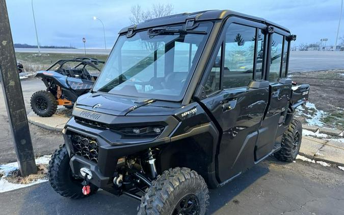 2026 Can-Am® Defender MAX XT CAB HD11 With 10.25 in.display