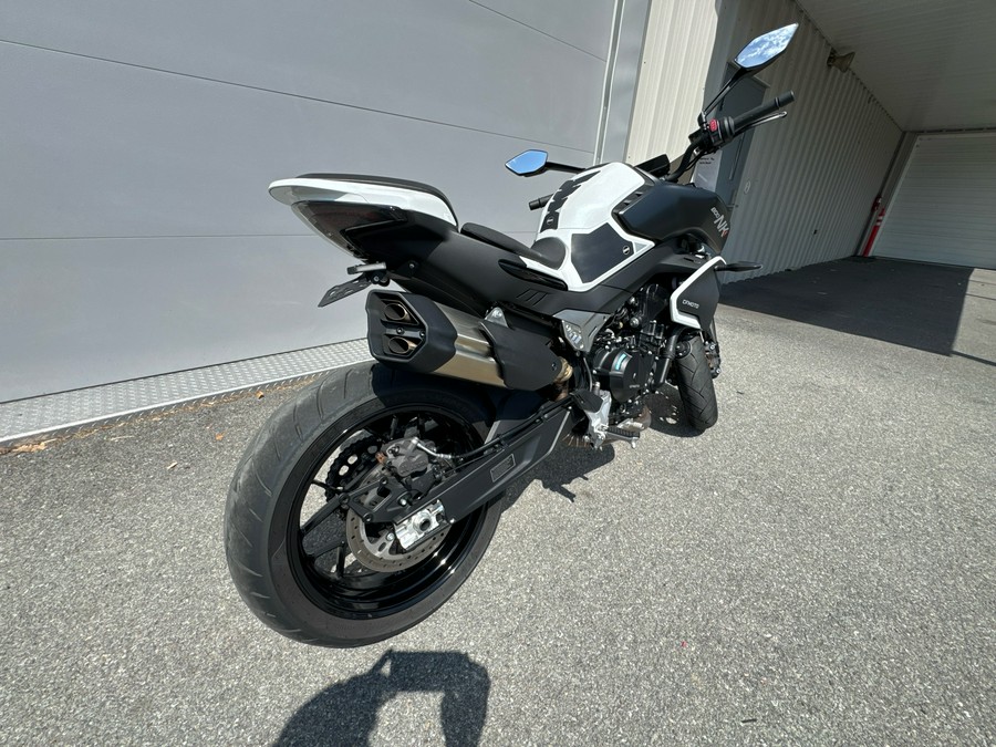 2024 CFMOTO 800NK