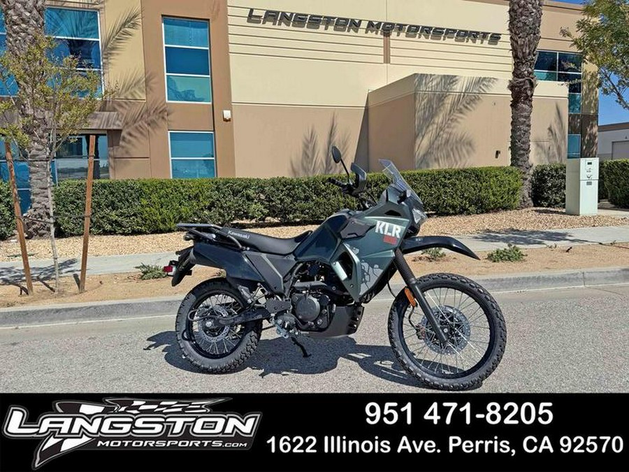 2025 Kawasaki KLR®650 Metallic Matte Old School Green