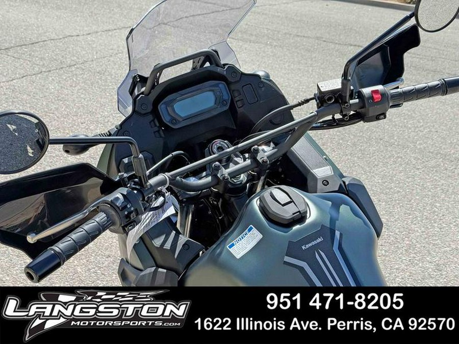 2025 Kawasaki KLR®650 Metallic Matte Old School Green