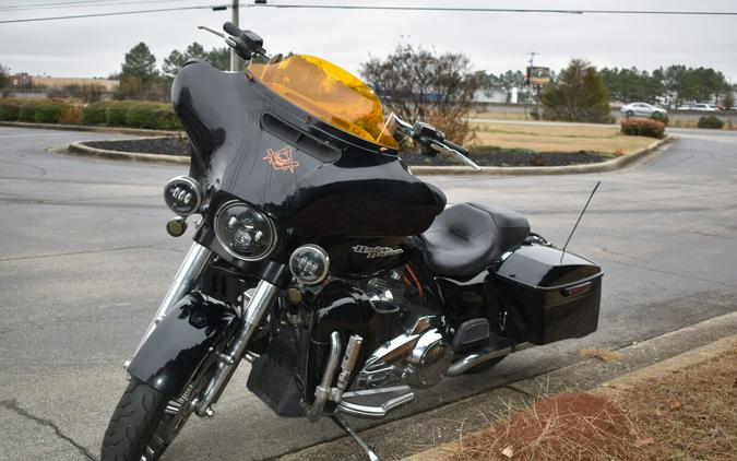 2017 Harley-Davidson Street Glide® Special – Custom Touring