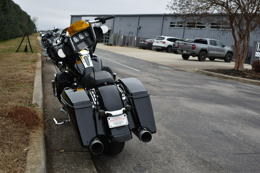 2017 Harley-Davidson Street Glide® Special – Custom Touring