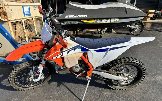 2022 KTM 125 XC