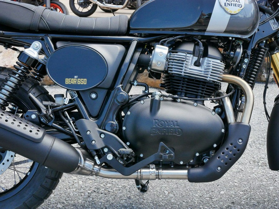 2025 Royal Enfield Bear 650 Golden Shadow