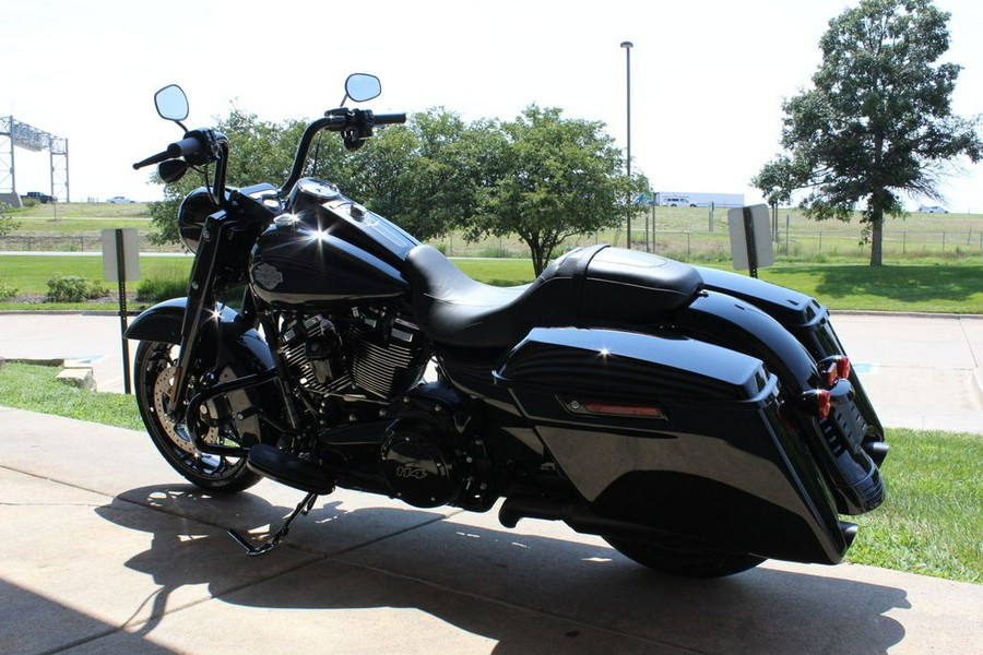 2025 Harley-Davidson® FLHRXS - Road King® Special