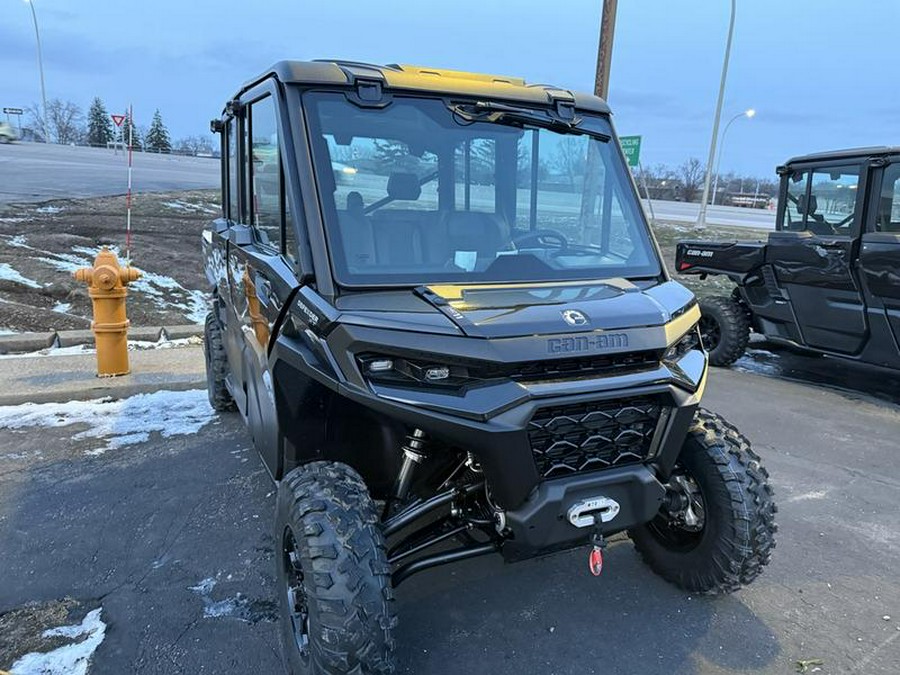 2026 Can-Am® Defender MAX XT CAB HD11 With 10.25 in.display