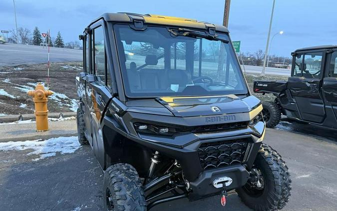 2026 Can-Am® Defender MAX XT CAB HD11 With 10.25 in.display