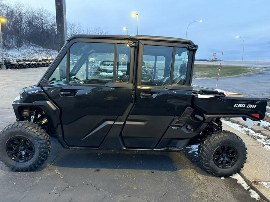 2026 Can-Am® Defender MAX XT CAB HD11 With 10.25 in.display
