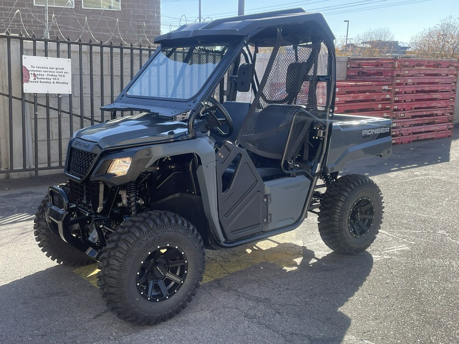 2025 Honda Pioneer 520