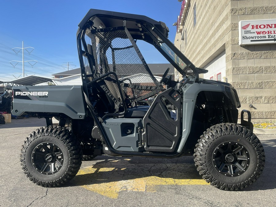 2025 Honda Pioneer 520