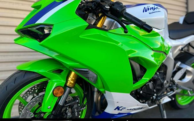 2024 Kawasaki Ninja® ZX™-6R 40th Anniversary Edition ABS